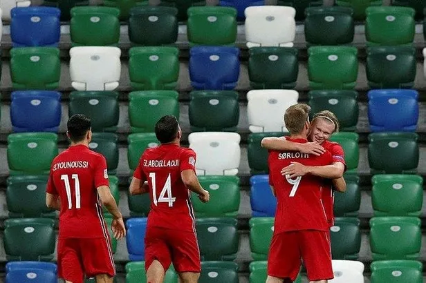 trabzonsporlu-alexander-sorloth-yildizlasti-norvec-kazandi-1599531696976.jpeg Trabzonsporlu Alexander Sörloth yıldızlaştı Norveç kazandı-3