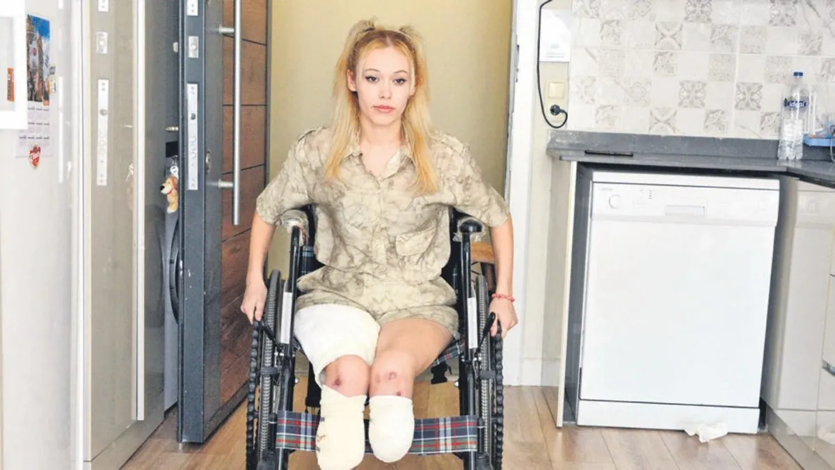 Kahramanmaraşlı genç kadın evlilik yıl dönümünde TIR kazasında iki bacağını kaybetti