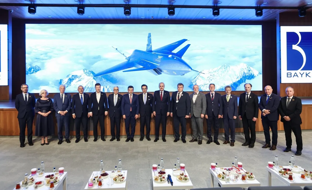 natodan-baykara-ziyaret-bagimsiz-savunma-sanayii-yolculugunun-en-guclu-orneklerinden-biri-1782810268371.jpeg NATO'dan BAYKAR'a ziyaret: Bağımsız savunma sanayii yolculuğunun en güçlü örneklerinden biri-4