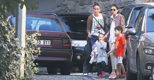 cok ozgun ozgu namal dun ilk kez cocuklari ile birlikte goruntulendi takvim