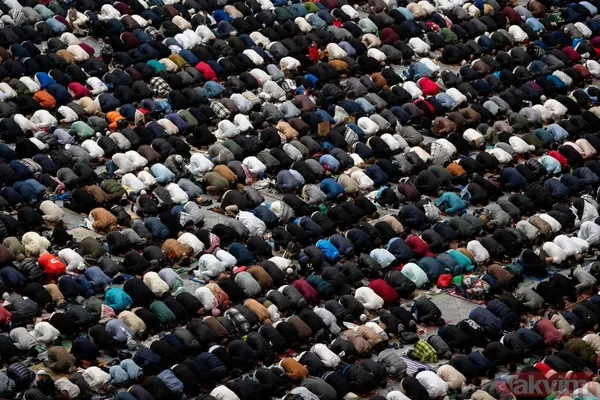 Kurban Bayramı namazı saat kaçta kılınacak? 81 İLDE BAYRAM NAMAZI VAKİTLERİ 2025: İstanbul, Ankara, İzmir il il tam liste - 2