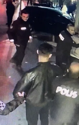 Husumetli iki grup arasında çıkan kavga cinayetle bitti!  22 yaşındaki Nurullah Bozkurt kalbinden vurularak hayatını kaybetti