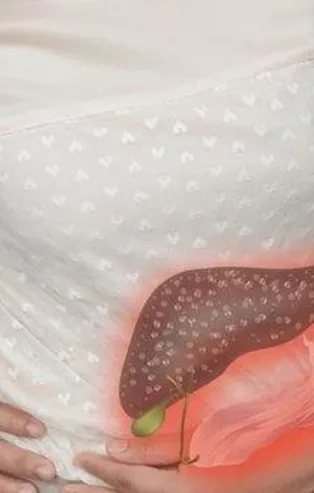 Pizza, cips ve mısır gevreği karaciğer yağlanmasına yol açıyor