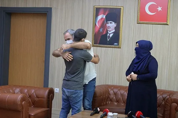 Son dakika: Mardin'de güvenlik güçlerinin ikna çalışması sonucu 1 aile daha evladına sarıldı-3