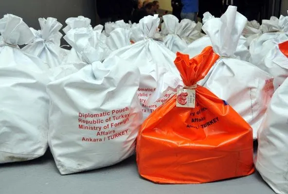 Yurt dışı oyları Türkiye’ye getirildi