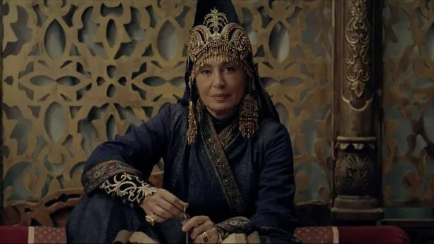 Bozkır Arslanı Celaleddin 5. bölüm: Haşhaşilerin hedefindeki Celaleddin, Kutlu Bike’yle evleneceğini açıklıyor!-3