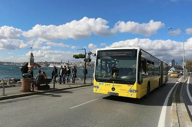 İstanbul ve Ankara’da toplu taşıma kullanmak çile haline geldi!
