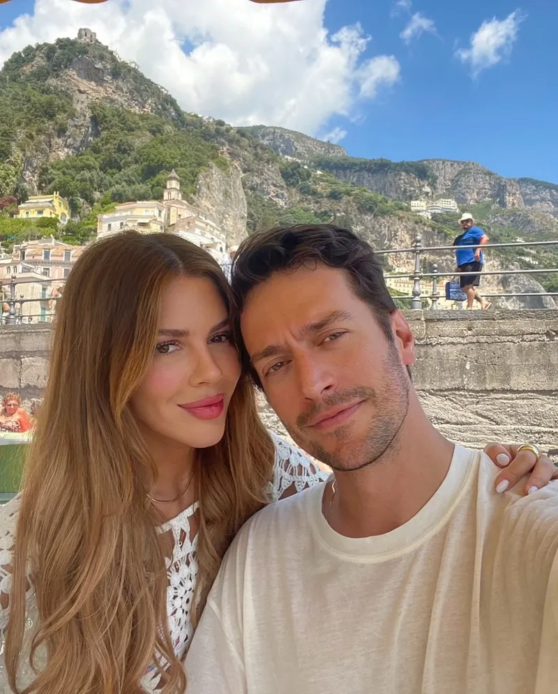 feyyaz-serifoglu-baba-oluyor-merve-dinckol-mujdeyi-ramazan-bereketiyle-geldi-diyerek-duyurdu-1771658260929.jpg Feyyaz Şerifoğlu baba oluyor! Merve Dinçkol müjdeyi "Ramazan bereketiyle geldi" diyerek duyurdu-6