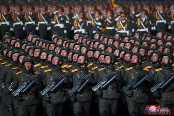 Kuzey Kore lideri Kim Jong-un Güney Kore dizi-filmleri satan adamı ailesi ve 500 kişinin gözü önünde idam ettirdi - 18