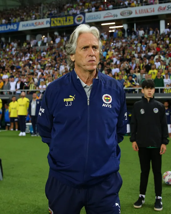 kim-min-jae-giderse-hedef-belli-fenerbahceyi-takibe-aldi-1657792166453.jpg Kim Min-Jae giderse hedef belli! Fenerbahçe'yi takibe aldı-4