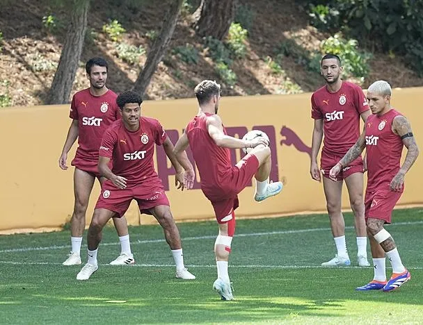 Hazırlıklar sürüyor