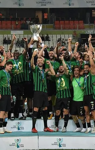 2018 Süper Kupa'nın şampiyonu Akhisarspor
