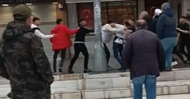 Eyüpsultan'da yumruklu ve sopalı kavga kamerada