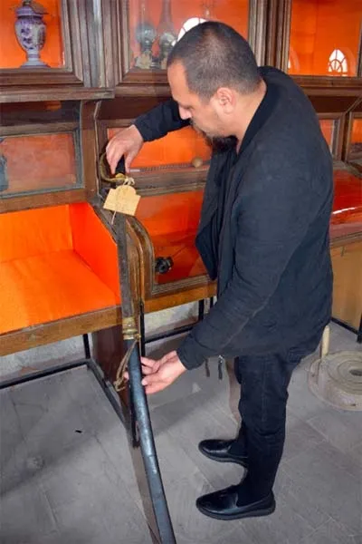 Samsun'da 141 yıllık 'Cezalı Rus Kılıcı'na yoğun ilgi '190 kişiyi kesti'-5