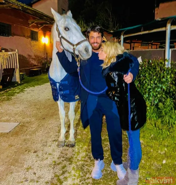 Can Yaman aşka geldi! Sevgilisi Diletta Leotta ile dudak dudağa yakalandı o kareler sosyal medyaya bomba gibi düştü - 8