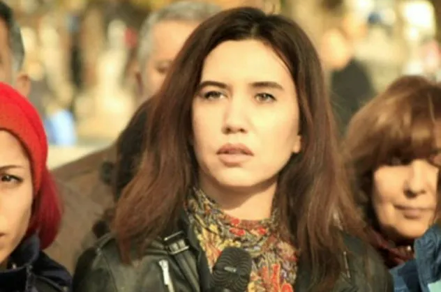 Bazı CHP'li kadınlar tacizin örtbas edilmesini istedi! Yarkadaş'a sosyal medyadan tepki gösterdiler