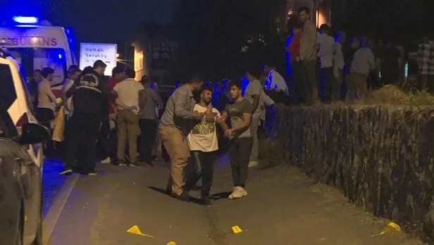 İstanbul'da korkunç kaza! Arızalı aracından inen sürücü otomobil çarpması sonucu öldü-2