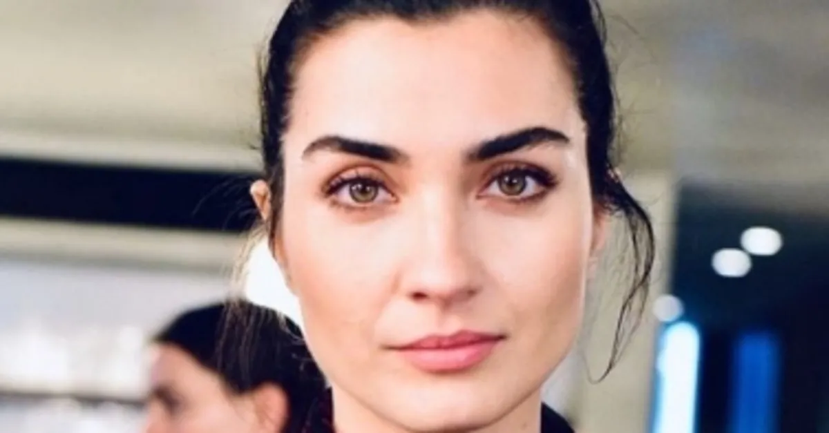 tuba buyukustun instagram paylasimiyla sosyal medyayi yikti gecti sanirsin 25 yasinda galeri takvim