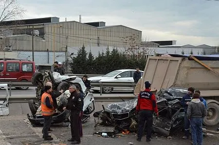 Kocaeli'de zincirleme kaza-1