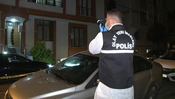 Son dakika: Avcılar'da silahlı çatışma çıktı! Dur ihtarı yapan polise ateş açtılar: Saldırı anı kamerada-7