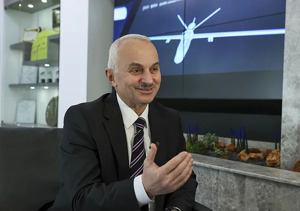 turk-havacilik-ve-uzay-sanayii-genel-muduru-temel-kotil-2025ten-sonra-hangardan-her-ay-2-hurjet-cikacak-1642324763586.jpg Türk Havacılık ve Uzay Sanayii Genel Müdürü Temel Kotil: 2025'ten sonra hangardan her ay 2 Hürjet çıkacak-2