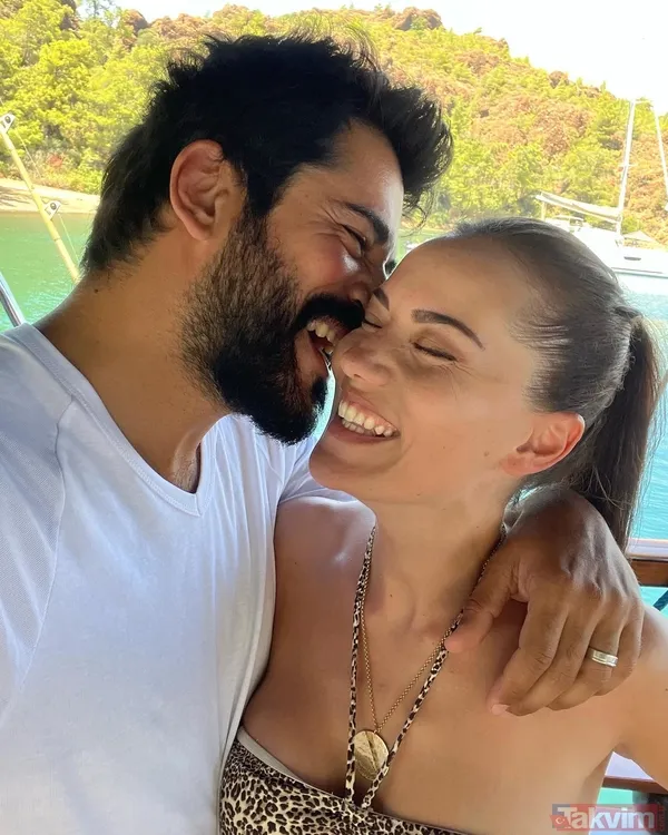 7 yıl önce evlenmişlerdi! Kuruluş Osman'ın yıldızı Burak Özçivit’ten samimi itiraflar! “Fahriye'nin notları benim için önemli” - 12