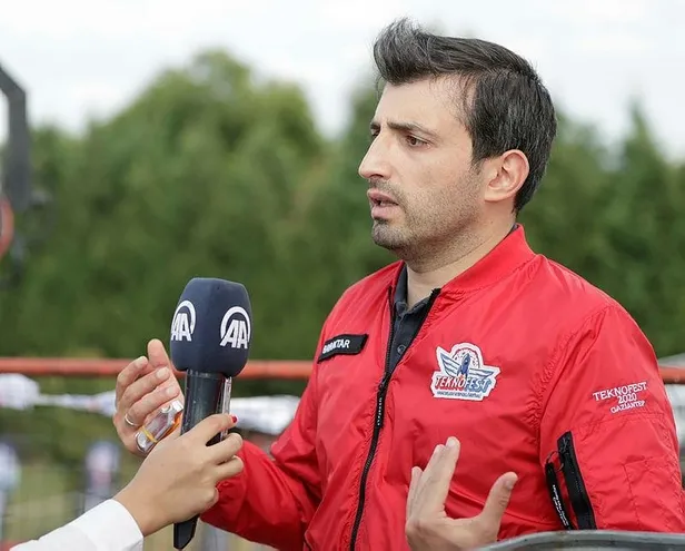 Selçuk Bayraktar'dan gençlere "Özdemir Bayraktar Milli Teknoloji Burs Programı" çağrısı-4
