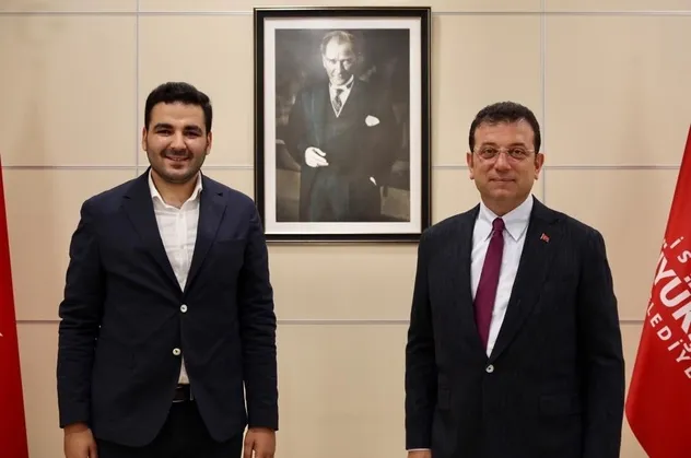 CHP'de derin kavga! Kılıçdaroğlu'nun otel fotoğrafını sızdıran Cem Aydın'ın İmamoğlu'nun ekibinde olduğu ortaya çıktı