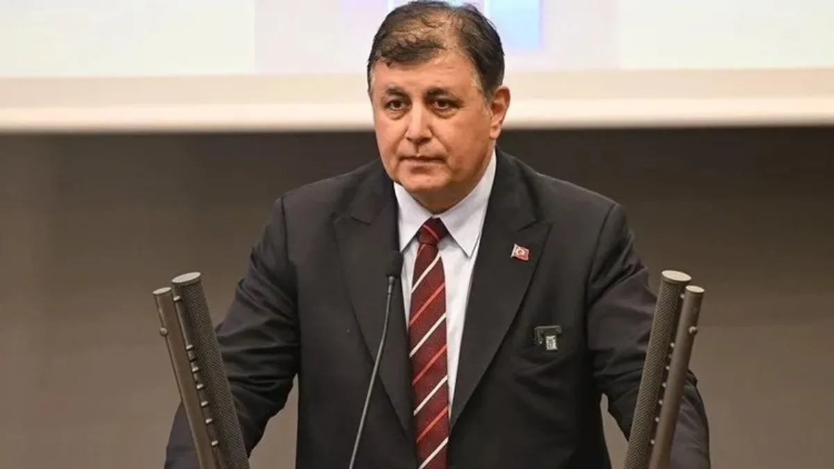 103 taşınmaz 1 milyarlık vurgun! CHP’li İzmir Büyükşehir Belediyesi Başkanı Cemil Tugay belediye mallarını haraç mezat satıyor