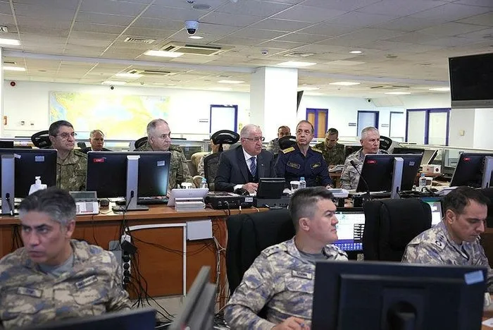 Metina'ya TSK kilidi: Mehmetçik inlerini başlarına yıktı! En az 26 terörist etkisiz hale getirildi | SİHA'lar terör hedeflerini vuruyor-8