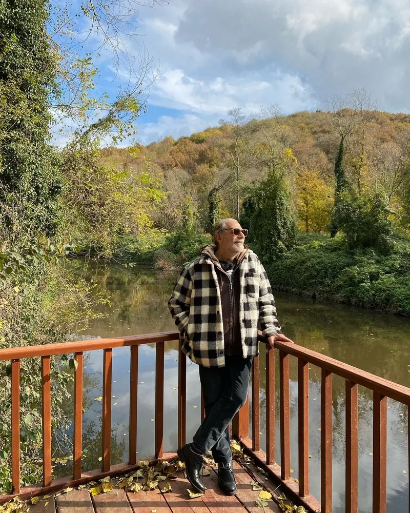 gulseren-ceylandan-bosanan-mehmet-ali-erbilden-capkinlik-itirafi-1773998714409.jpg Gülseren Ceylan ile 7 aylık evliliği bitmişti! Mehmet Ali Erbil’den çapkınlık itirafı geldi: Hayatımı hep açık yaşadım...-3