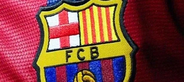 Bir devrin sonu! Barcelona efsanesi futbolu bıraktı