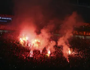 Galatasaray’da yeni transferler için imza şov!