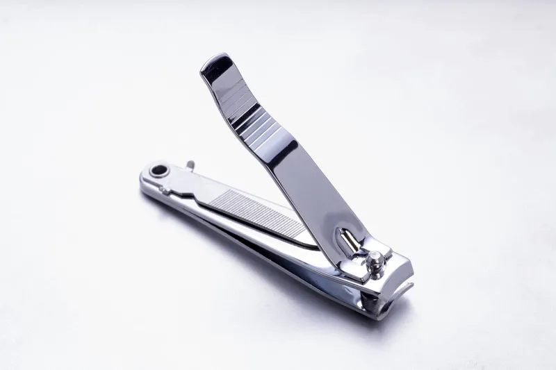 tirnak-makasindaki-bu-kucuk-cikinti-sizi-cok-sasirtacak-yillardir-kimse-bilmiyordu-1708029291669.jpg Tırnak makasındaki bu küçük çıkıntı bakın ne işe yarıyormuş! Yıllardır kimse bilmiyordu-3