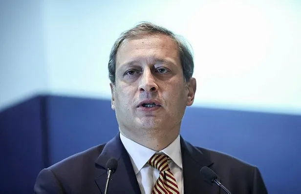 son-dakika-galatasaray-baskani-burak-elmastan-fatih-terim-mesaji-verdigimiz-sozleri-yerine-getirecegiz-1624133026523.jpeg Son dakika: Galatasaray Başkanı Burak Elmas'tan Fatih Terim mesajı: Verdiğimiz sözleri yerine getireceğiz-3