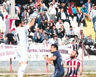 Bandırmaspor Sarıyer’i geçti PTT’ye yaklaştı