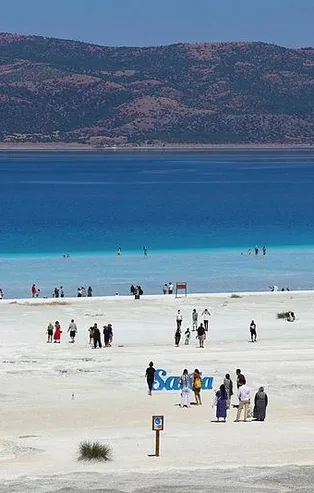 Son dakika: Burdur Valiliğinden Salda Gölü açıklaması: İddialar doğru değil