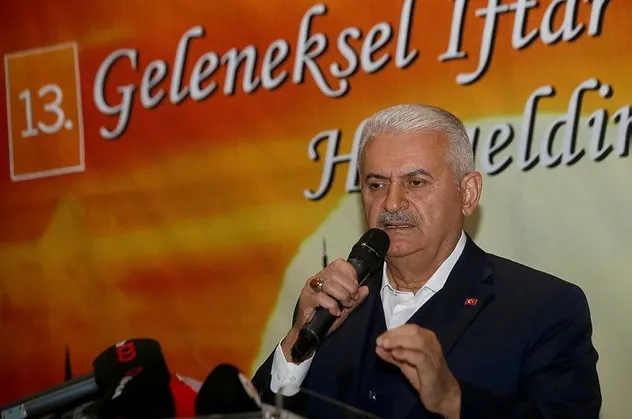 Binali Yıldırım halcilerle iftar yaptı: Çözüm için elimden geleni yapacağım
