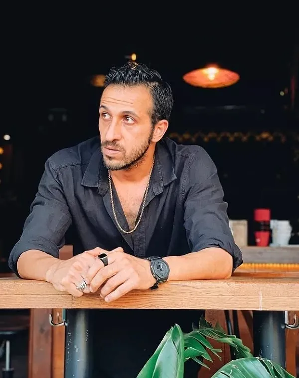 yali-capkini-abidin-annesi-kim-soke-eden-iddia-yali-capkini-abidin-defnenin-oglu-mu-1673638006178.jpeg Şoke eden iddia! Yalı Çapkını Abidin annesi kim? Yalı Çapkını Abidin Defne'nin oğlu mu?-4