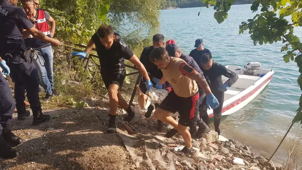 Antalya'da kayıp gencin cesedine 1 gün sonra ulaşıldı-4