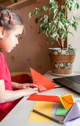MEB düğmeye bastı! Müfredatın yüzde 20’si uzaktan eğitimle verilecek