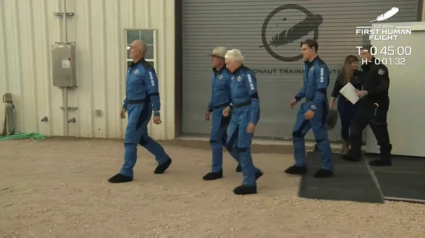 jeff-bezos-uzay-ucusu-canli-izle-blue-origin-jeff-bezos-uzay-ucusu-nasil-izlenir-1626784406034.jpg Dünyanın en zengini Jeff Bezos uzaya çıktı! Dünya Jeff Bezos'un uzay uçuşunu canlı yayında izledi-5