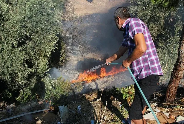 Bodrum'da korkutan yangın! İlk müdahaleyi mahalleli yaptı-2