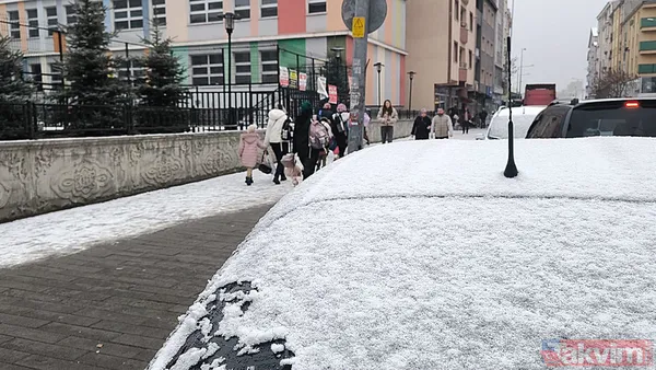 Şimşek, sağanak ve don haritada! Kar topu oynamaya hazır olun! İstanbul için tarih belli - 17