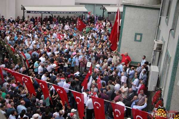 Şehit Eren Bülbül son yolculuğuna uğurlandı - 6