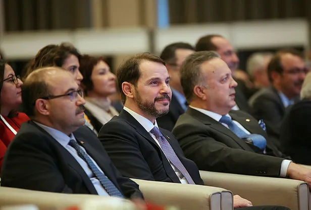 hazine-ve-maliye-bakani-berat-albayraktan-yatirimcilara-flas-cagri-1574938594799.jpg Hazine ve Maliye Bakanı Berat Albayrak'tan yatırımcılara flaş çağrı-1