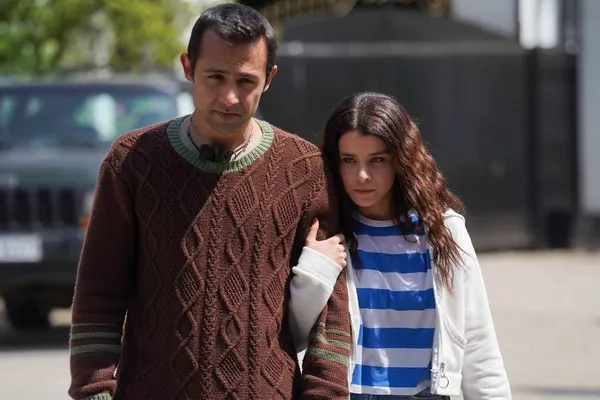 ates-kuslari-19-bolum-2-fragmani-yayinlandi-benim-abilerim-katil-degil-1685997248334.jpg Ateş Kuşları 19. bölüm 2. fragmanı yayınlandı: "Benim abilerim katil değil!"-2