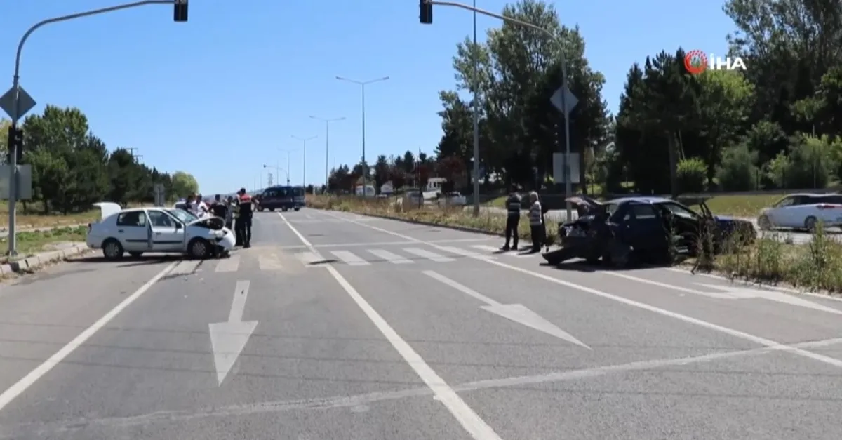 Bolu’da, trafik kazası: 1’i bebek 6 yaralı (Video)