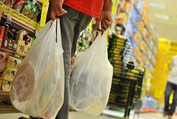 Enflasyonda düşüş 40 puanı aştı