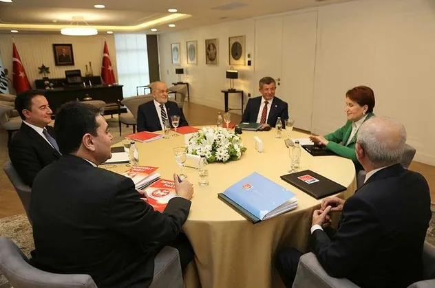 Nevşin Mengü'den 6'lıya isyan! "Kukla Cumhurbaşkanı" sistemini beğenmedi yeni sistem istedi